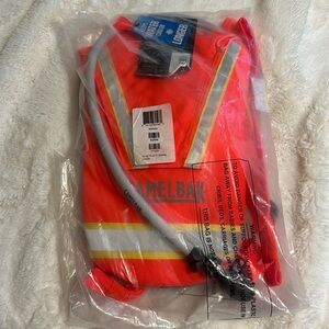 ๐NWT Camelbak hydration backback